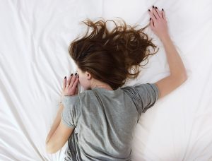 Wat is de beste slaappositie om een gezonde slaap te bevorderen.